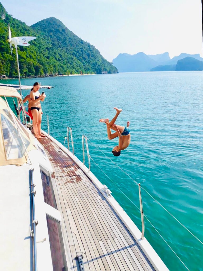 Aello Yachting in Angthong National Marine Park. Private luxury sailing tours and excursions in Koh Samui, Thailand.